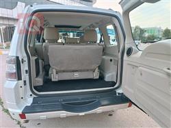 ميتسوبيشي باجيرو